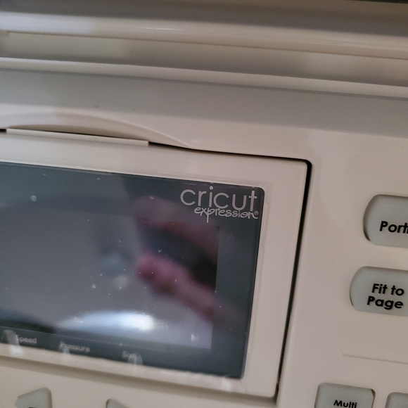 SOLD!!!!Cricut expression - Picture 5 of 5